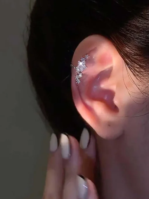 SHEIN 1pc Cute Copper Mini Star Shaped Ear Clip, Embedded With Zirconia Stone, Suitable