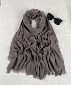 SHEIN Minimalist Fashionable Versatile Viscose Maxi Muslim Headscarf
