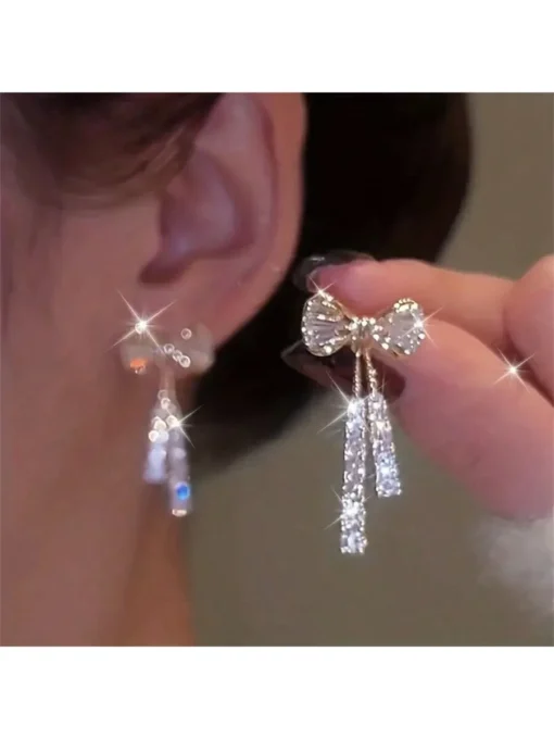 SHEIN Rhinestone Bow Dangle Earrings