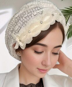 SHEIN 1pc Polyester Women's Bowed Pattern Plaid Cap