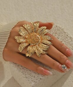 SHEIN Vintage Exaggerated Golden Sunflower Open Adjustable Ring